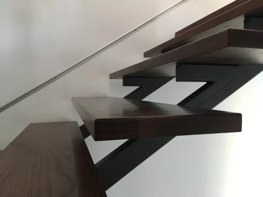 stopnice schodowe do schodów drewnianych